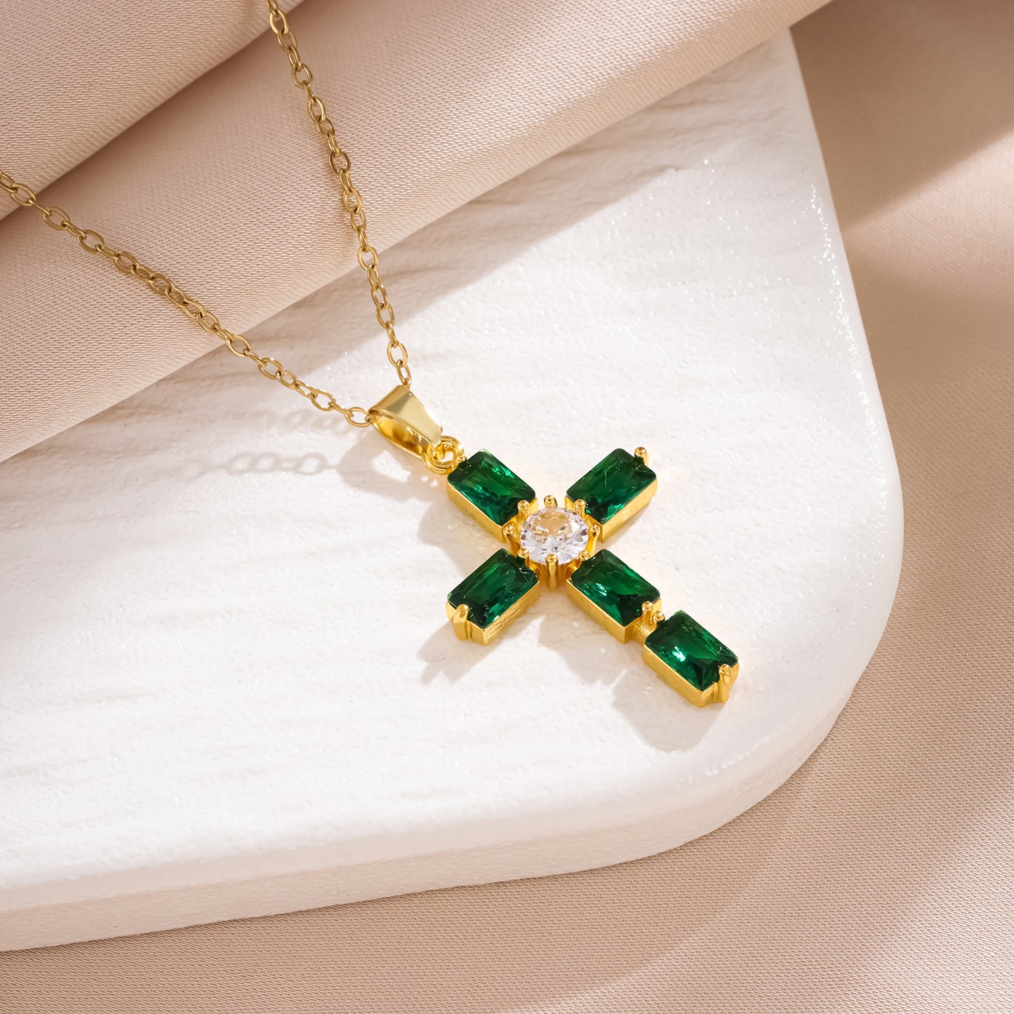 YT Bamboo career high rise zircon cross necklace