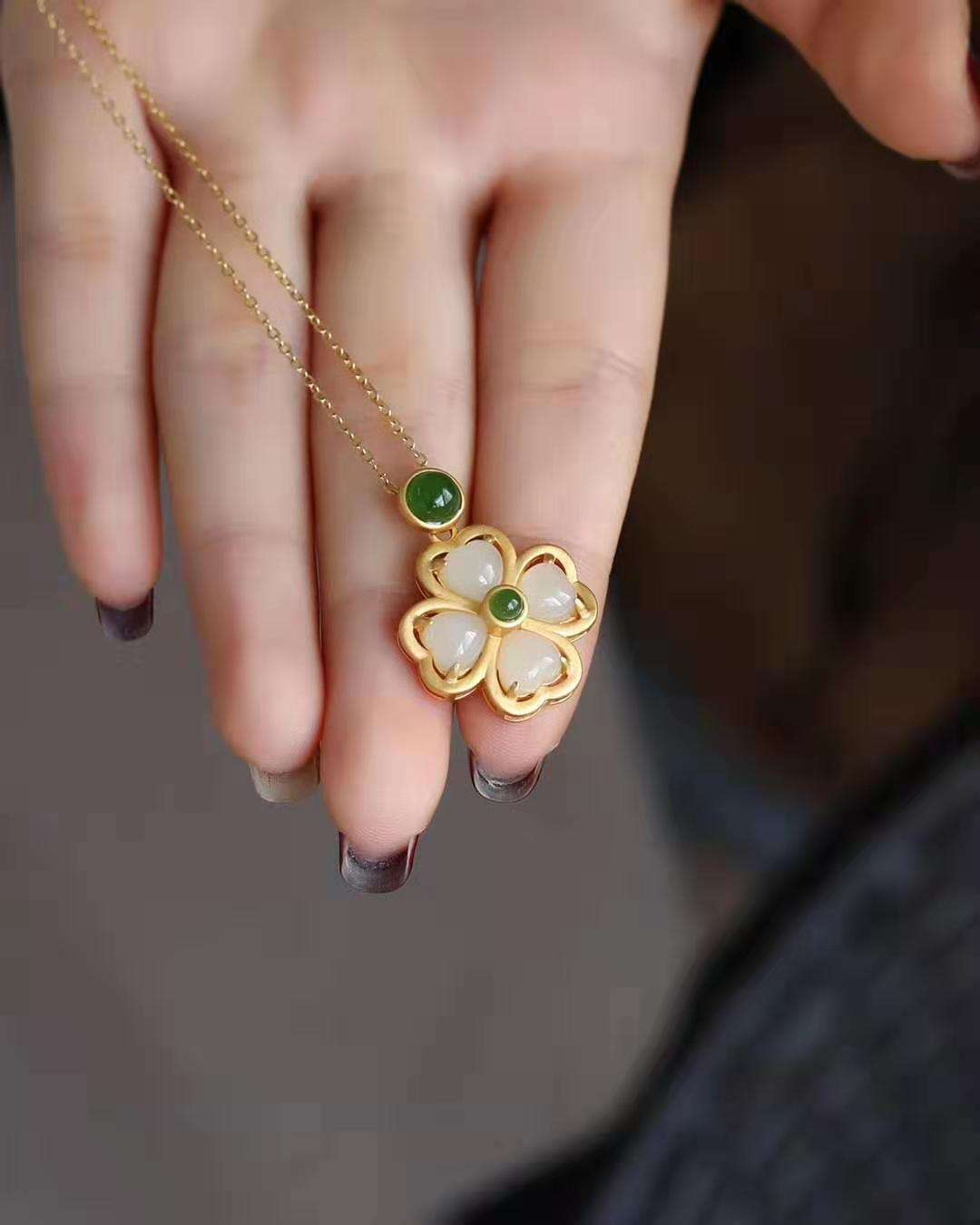 YT Green jade white lanolin jade clove drop long gold link chain for women