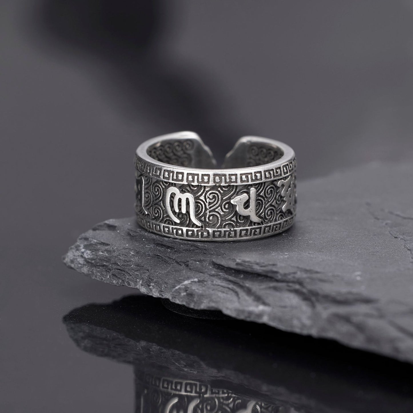 YT Good luck with an adjustable vintage silver ring