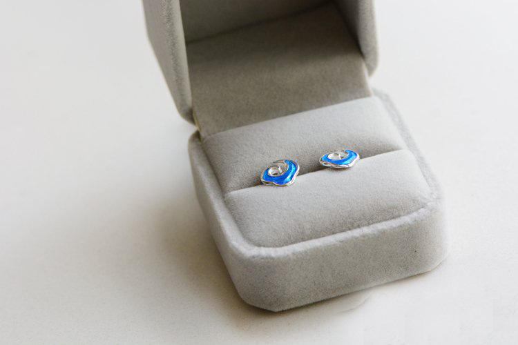 YT 925 Sterling Silver Stud Earring for Women Jewelry Wholesale Gift Good Luck Stud Earrings